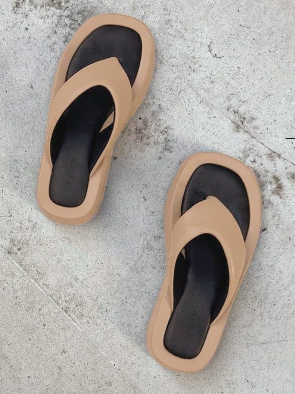 NA-KD Puffy Toe Strap Platform Sandals Flip Flop Beige Black Size US 9/ EU 40